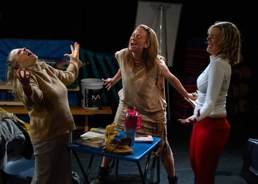Red Squash Theatre